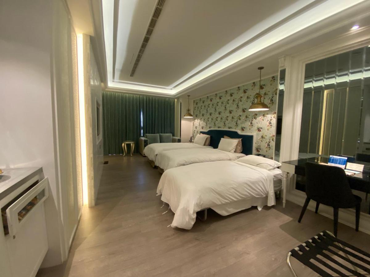 ยูเฮอร์โฮเทล Hotel ไถจง ภายนอก รูปภาพ