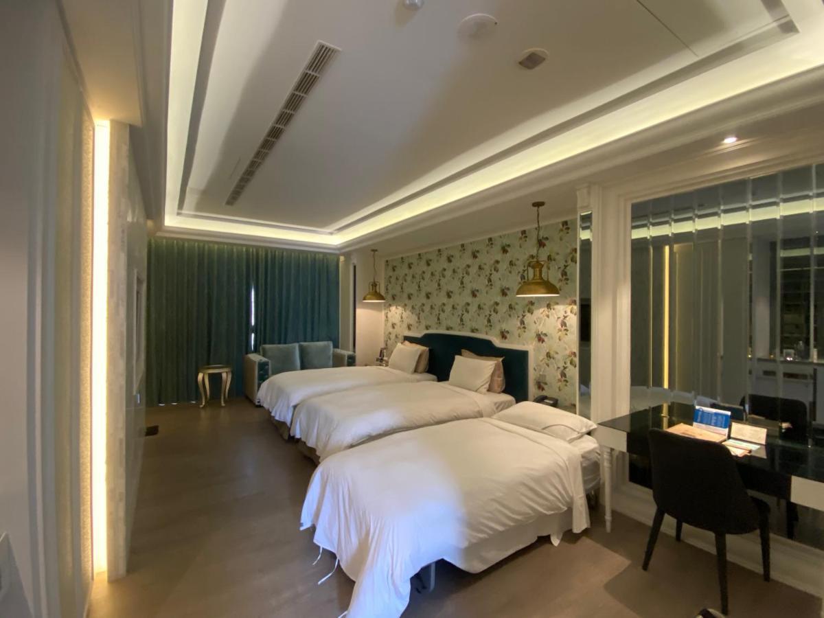 ยูเฮอร์โฮเทล Hotel ไถจง ภายนอก รูปภาพ