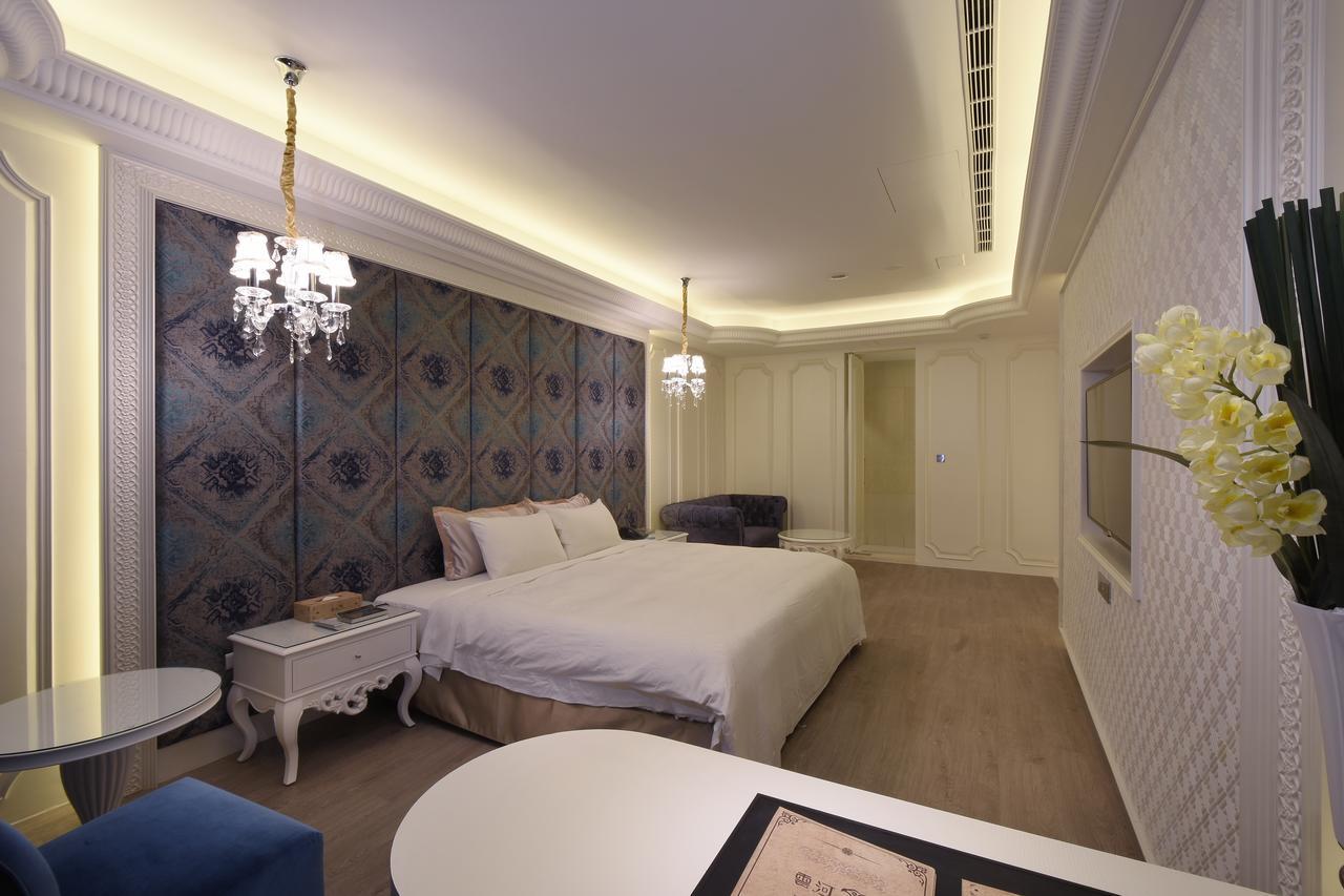 ยูเฮอร์โฮเทล Hotel ไถจง ภายนอก รูปภาพ