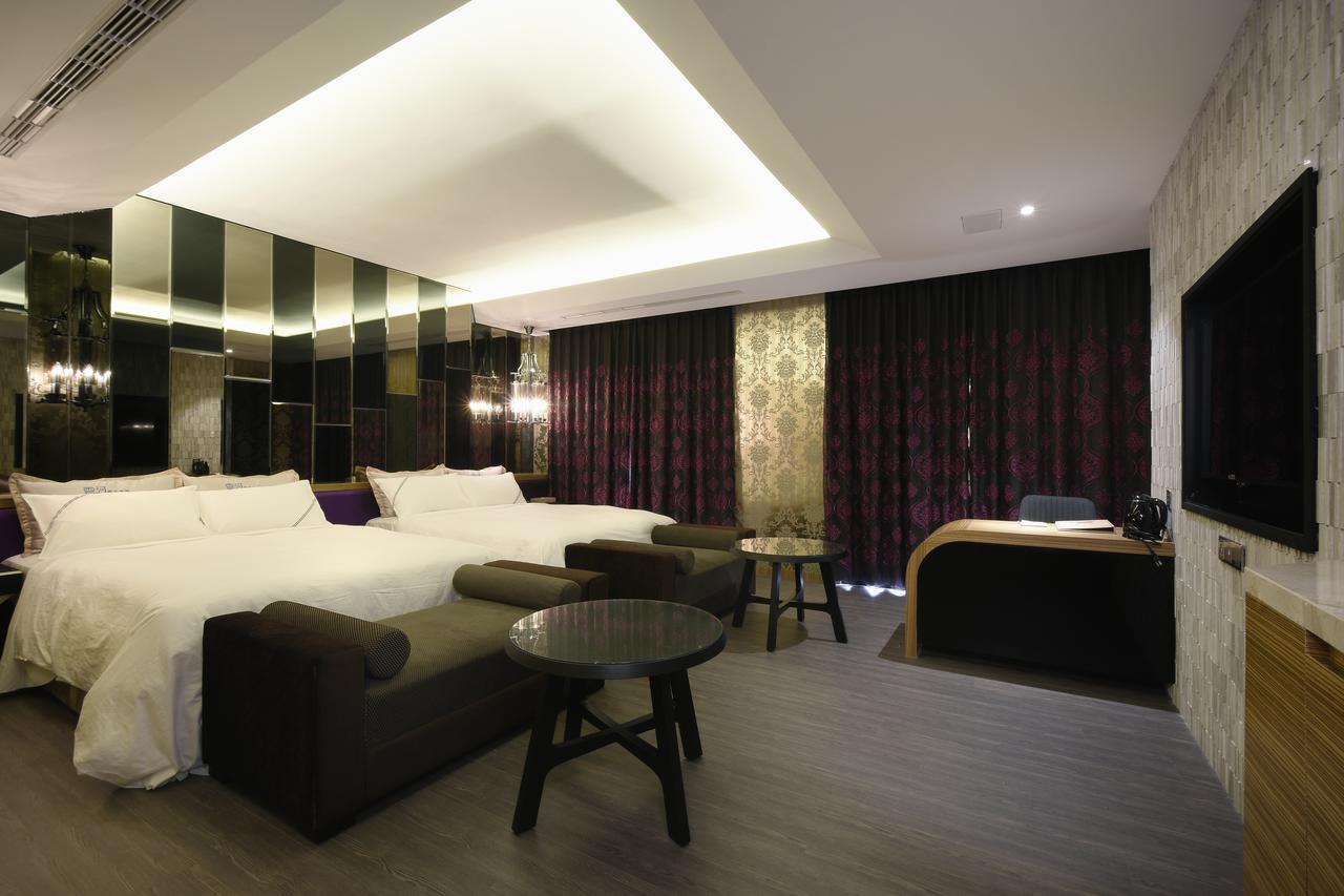 ยูเฮอร์โฮเทล Hotel ไถจง ภายนอก รูปภาพ