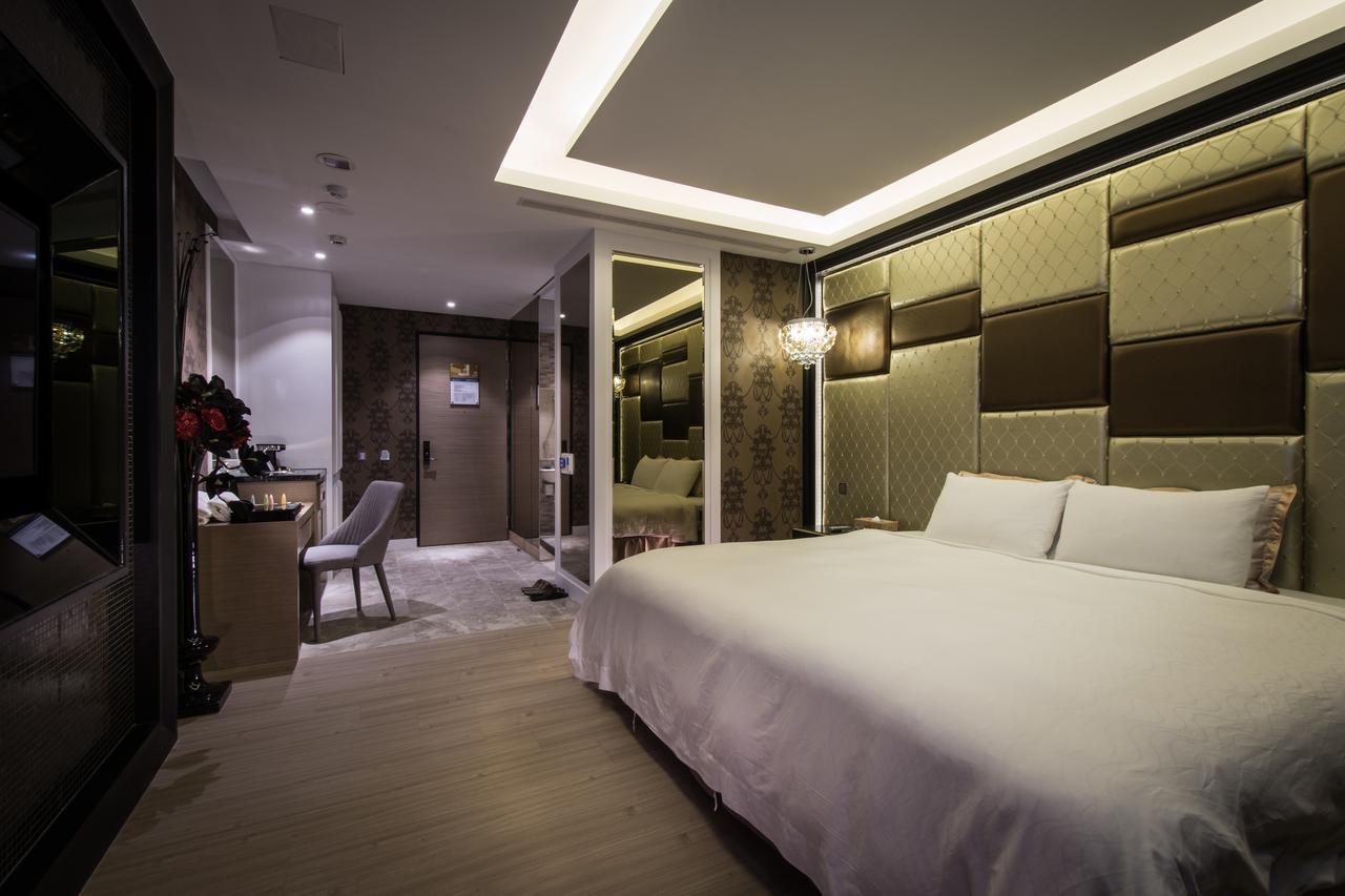 ยูเฮอร์โฮเทล Hotel ไถจง ภายนอก รูปภาพ