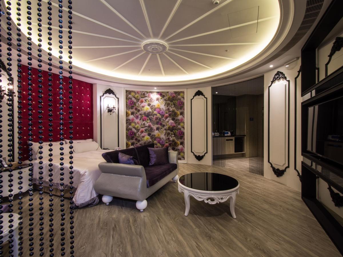 ยูเฮอร์โฮเทล Hotel ไถจง ภายนอก รูปภาพ