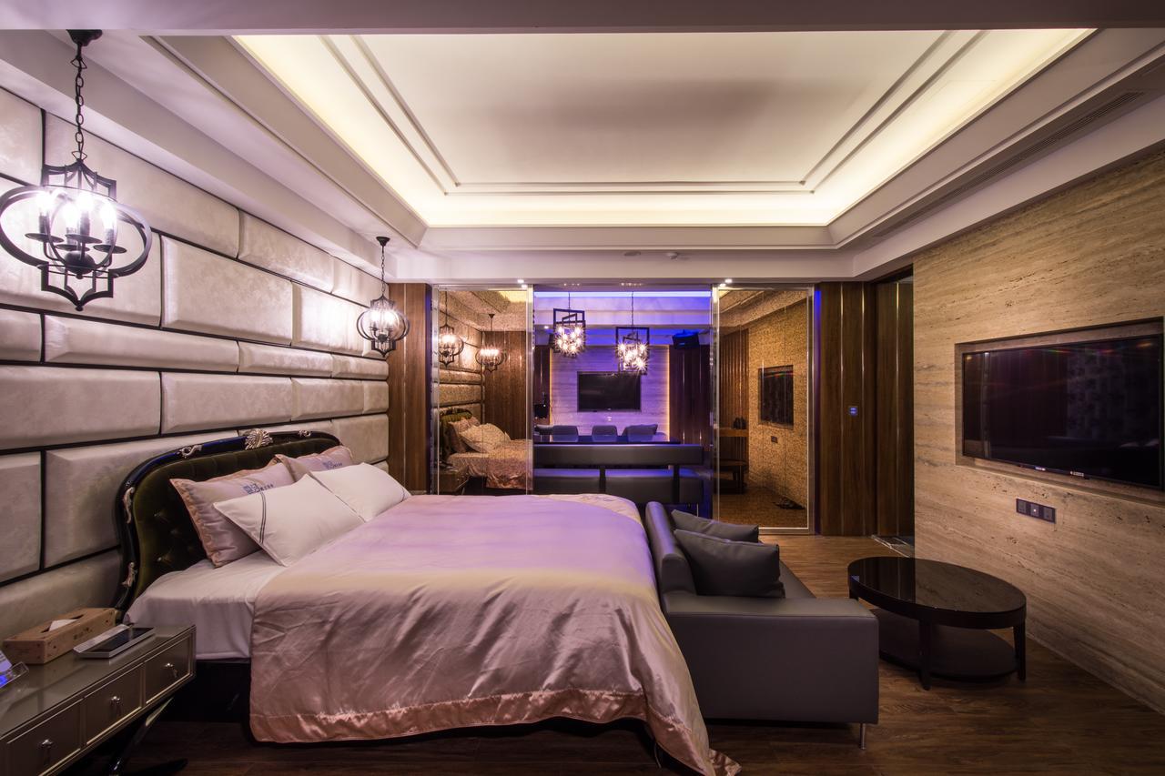 ยูเฮอร์โฮเทล Hotel ไถจง ภายนอก รูปภาพ