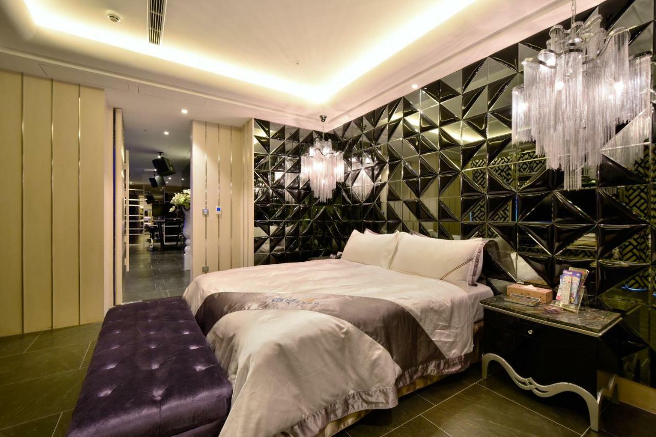 ยูเฮอร์โฮเทล Hotel ไถจง ภายนอก รูปภาพ