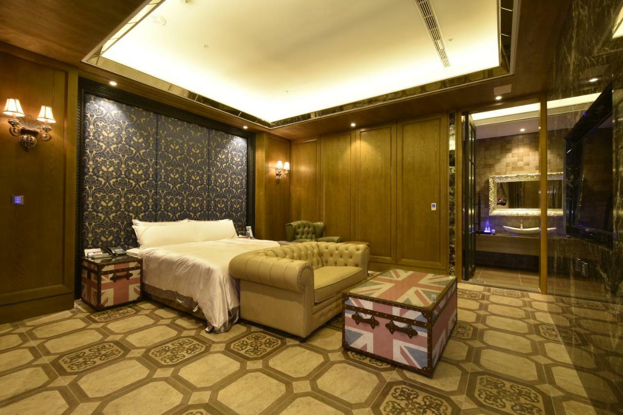 ยูเฮอร์โฮเทล Hotel ไถจง ภายนอก รูปภาพ