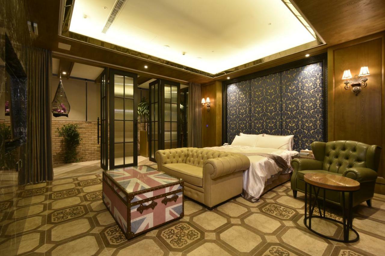 ยูเฮอร์โฮเทล Hotel ไถจง ภายนอก รูปภาพ